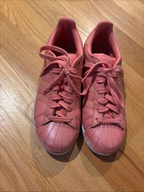 adidas superstar Pink Leather Shell Toe Sneakers
